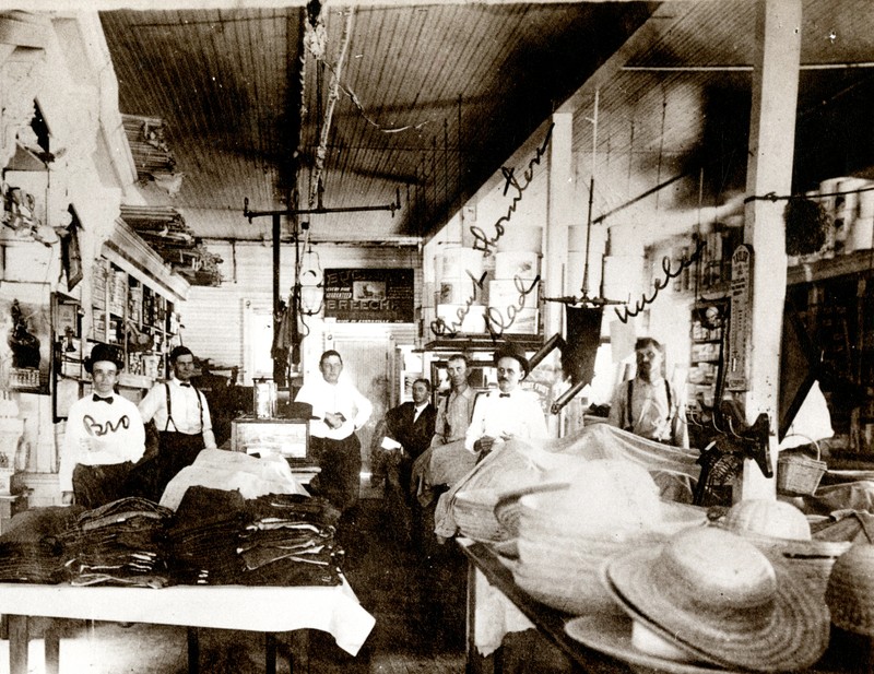 S.S. Coachman’s General Store, Clearwater, Florida, 1902. 