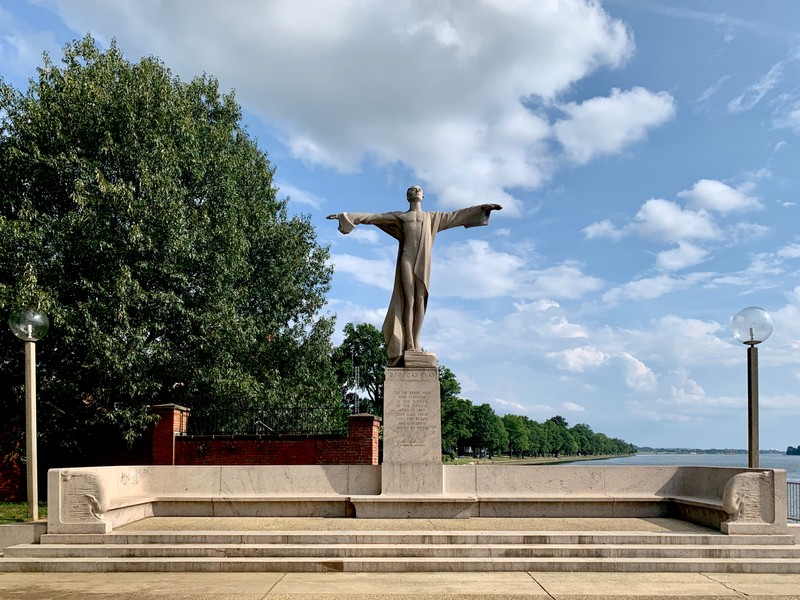 Statue, Monument, Sky, Memorial