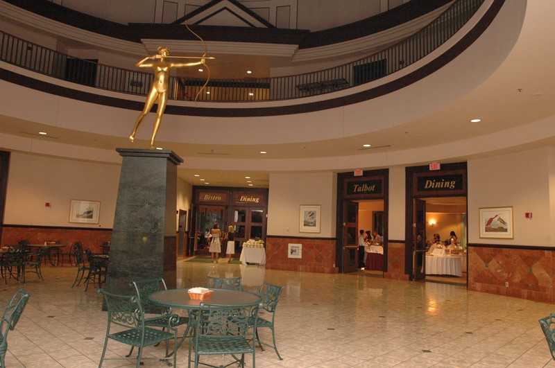 Commons Dining Hall Atrium and Diana Statue