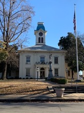 Crawford County Courthouse dated back to 1840.