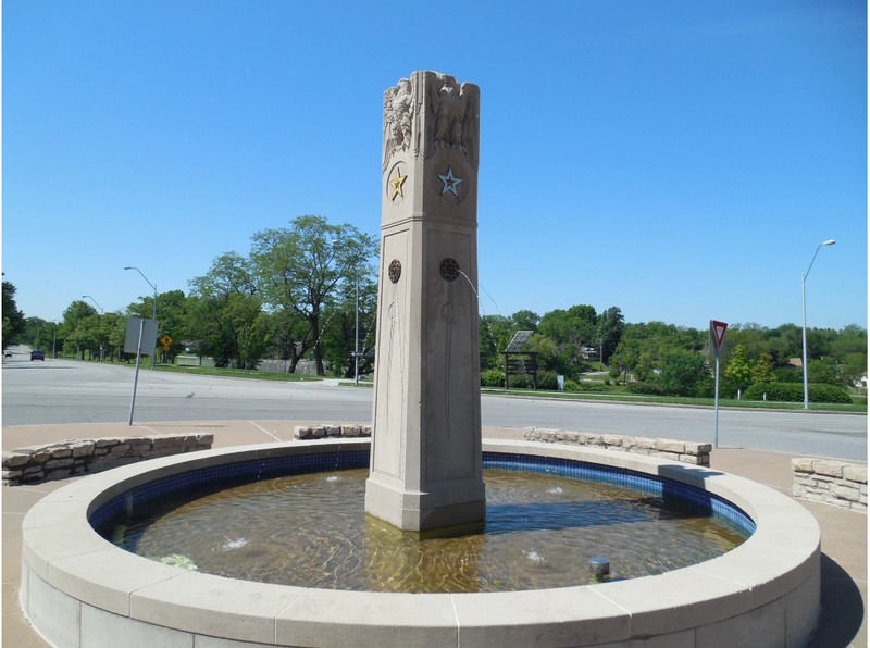 American War Mothers Memorial Fountain