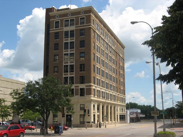 Sioux Falls National Bank Building was built in 1918 and was the tallest structure in the city until 1986.