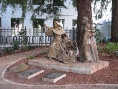 Plant, Hat, Sculpture, Tree