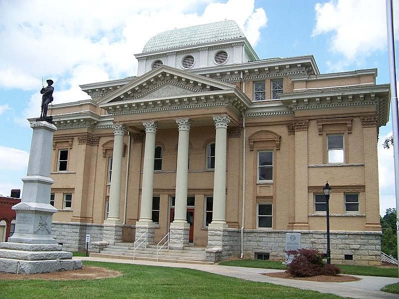 Current County Courthouse with Confederate Monument