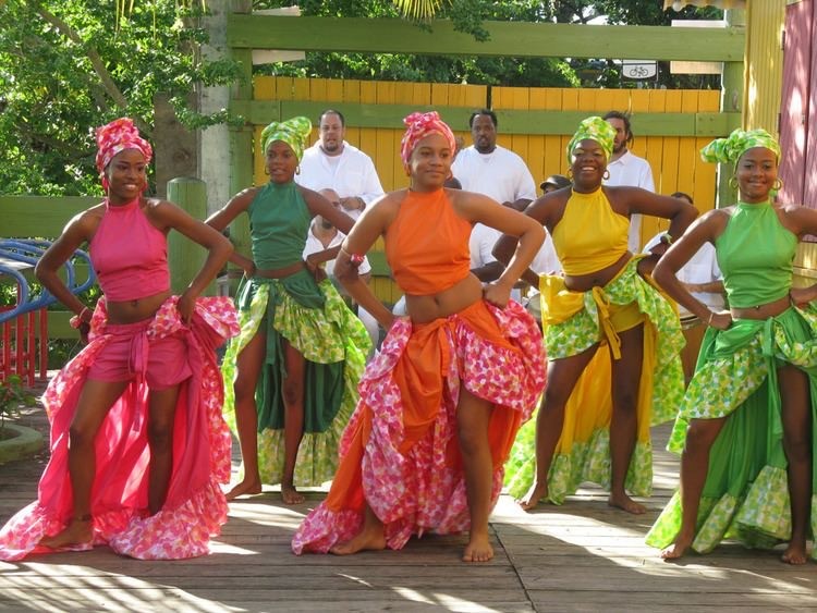 Cultural clothing for the national dance: "Bomba y Plena." The long skirt is necessary for the movements that this dance represents, and the turban on the head is very representative of African ancestors.