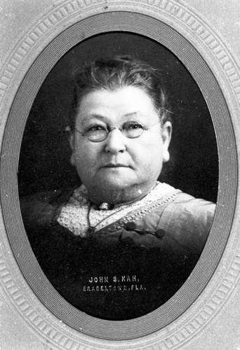 Portrait view of Eliza Burts Vanderipe, the wife of W.H. Vanderipe, Sr., ca. 1893-1903
