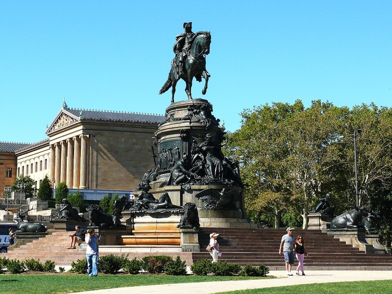 The Washington Monument, sculpted by Rudolf Siemering, in Eakins Oval, just in front of the stairs of the Philadelphia Museum of Art,