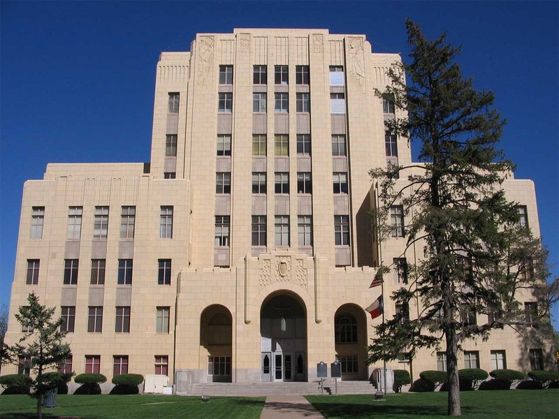 The Potter County Courthouse was built in 1932. It is an excellent example of Art Deco architecture.