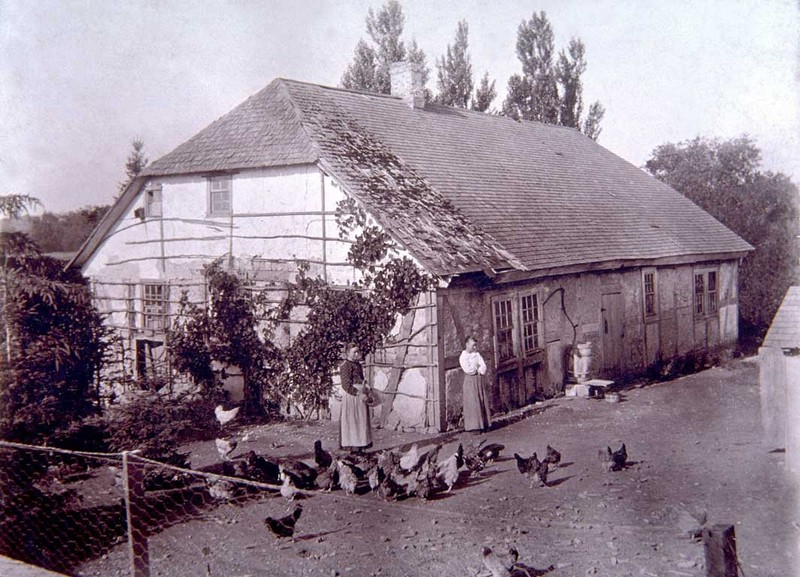 Building, Sky, Property, House