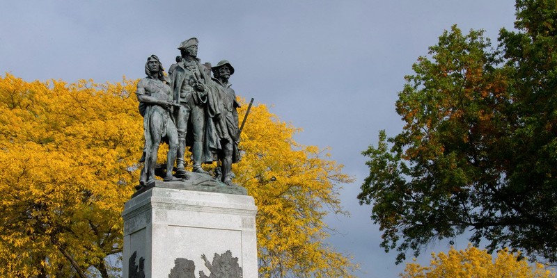 Closeup of the monument. Photo: Metroparks Toledo