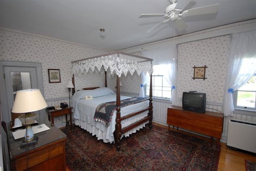 Inn room