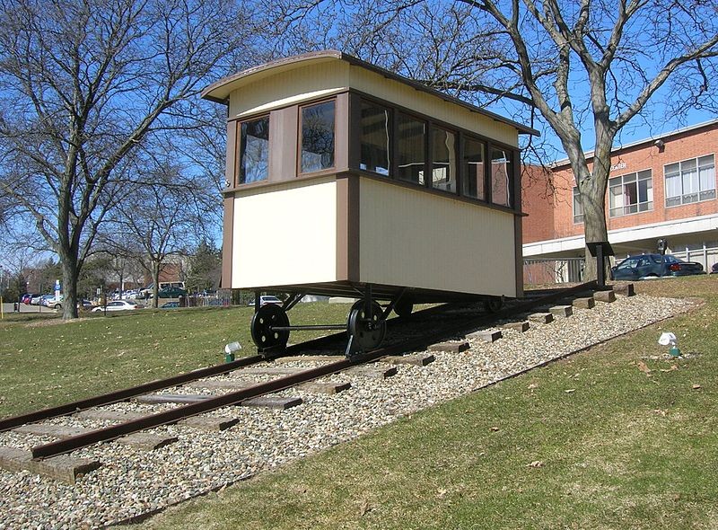 Engineering students built this replica of the funicular betwen 2002 and 2003.