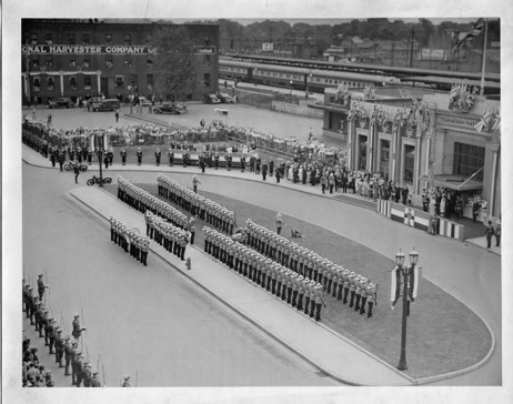 King George VI and Queen Elizabeth at the CNR Station on York Street, 1939.