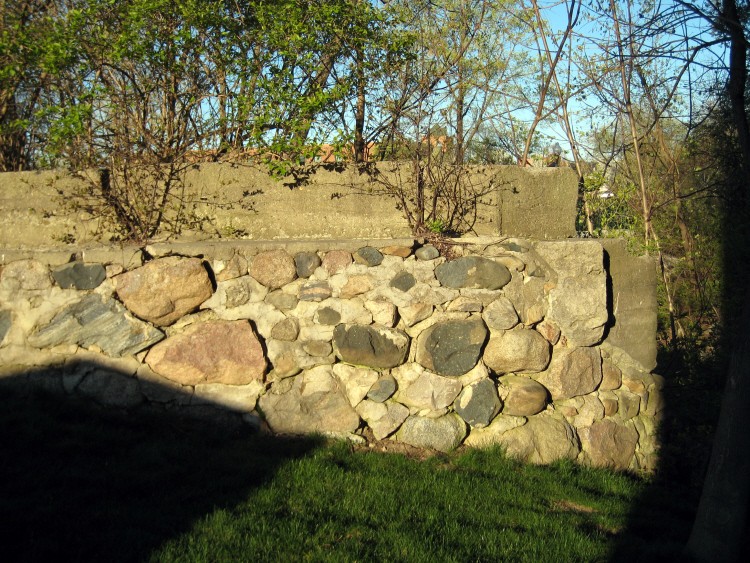 Western Knitting Mills Dam remnants, 2012