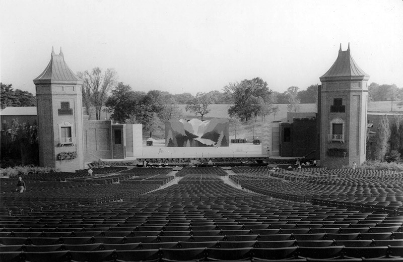 Starlight Theatre stage