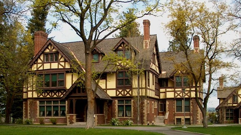 The Campbell House was constructed by Amasa B. Campbell in 1898 and allows visitors to get a sense as to what life was like in the early 20th century.