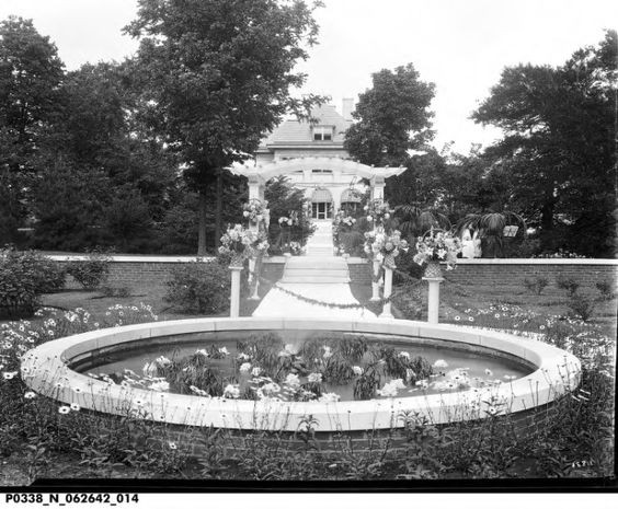 Oldfields mansion on grounds of IMA today. 1920s photo for a wedding. photo from Indiana Historical Society.