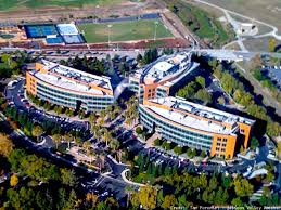 Google's corporate headquarters is known as the "Googleplex" 