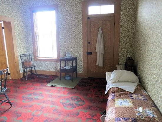 Thomas Edison's rooms in Louisville (image from Trip Advisor)
