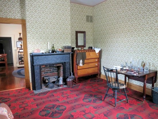 Thomas Edison's rooms (image from Trip Advisor)