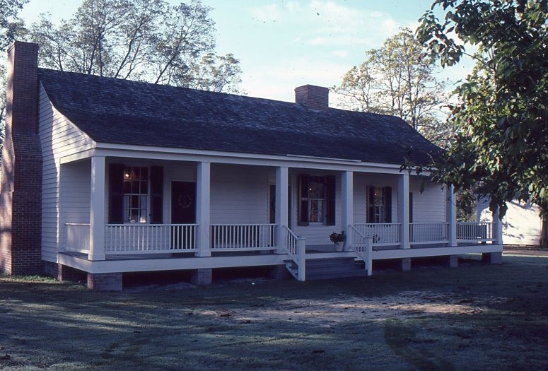 Williams' Tavern after renovation, circa 1985