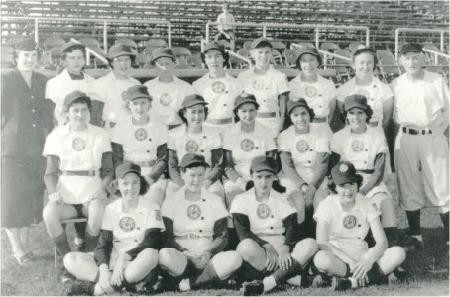 The 1950 Grand Rapids Chicks team portrait.