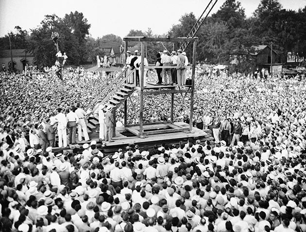 Execution of Rainey Bethea with Sherriff Thompson and Arthur Hash