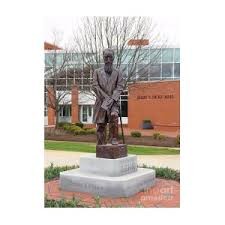 Lehr Statue on Ohio Northern's campus in between the Dicke College of Business and the Hill Memorial Building