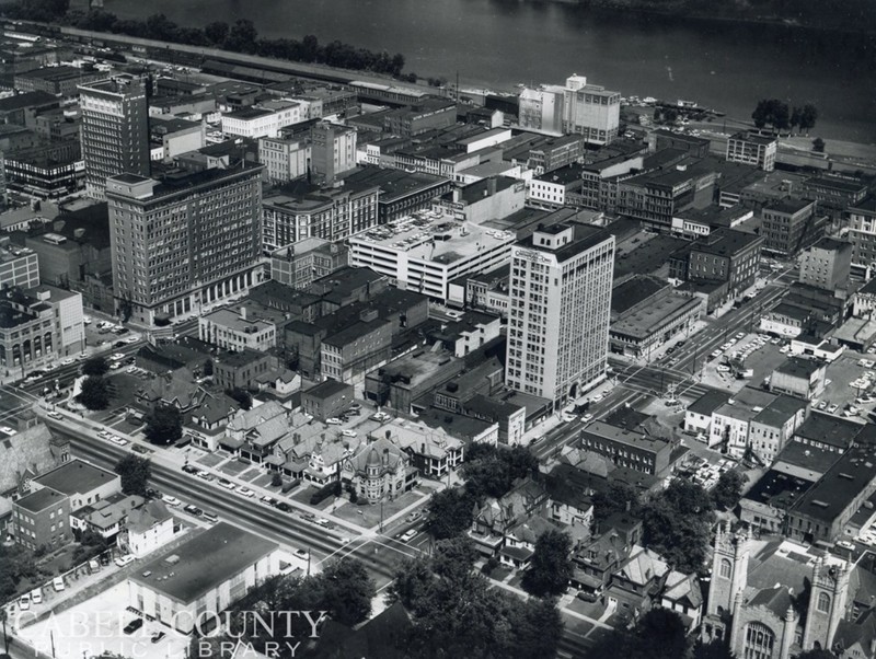 Aerial view of downtown Huntington, with the mill visible at the top