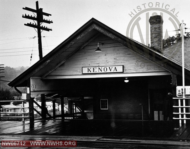 Picture of the sign which would greet passengers as they arrived at the Union Station.