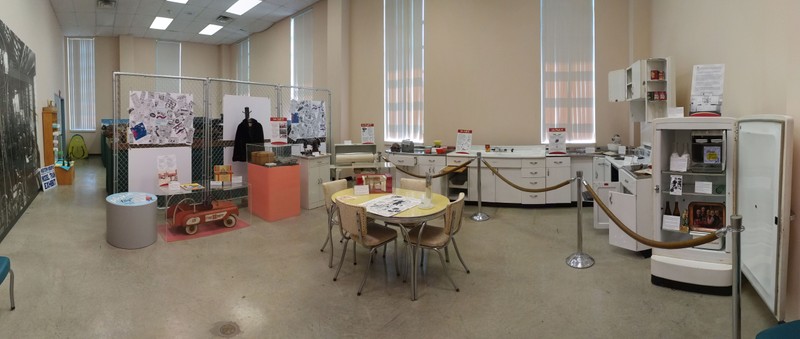 Perhaps the most iconic and highly anticipated exhibit in the Museum in the temporary "Youngstown Kitchen" exhibit.

This panoramic shot shows a complete set on loan from the Tyler History Center.