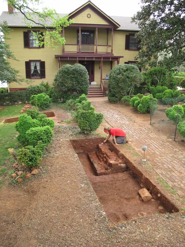 Portion of the foundations discovered in 2012