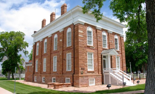 Front view of the museum, including the outer architecture.