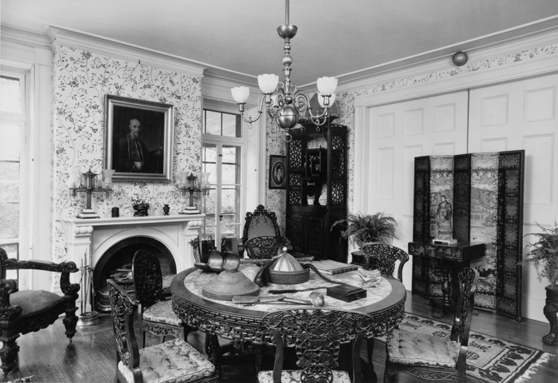 Captain Robert Bennet Forbes House parlor.