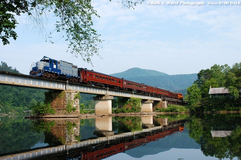 Hiwassee River Gorge courtesy of mswphoto