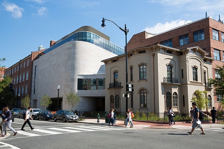 The new galleries of the The Textile Museum are located in GW’s Foggy Bottom Campus together with  The George Washington University Museum (2015).