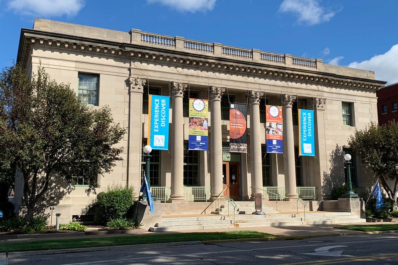 Holland Museum