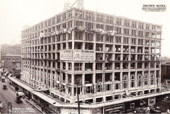 The Brown Hotel, 1923, Construction