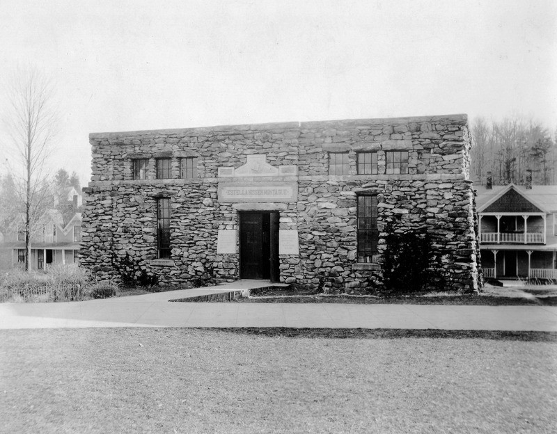 A view of Montague Hall, 1920.