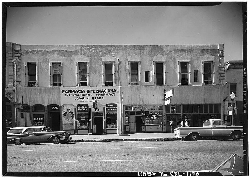 The much-dilapidated structure in 1962, now bereft of the 1879 architectural flourishes. It would be disassembled and moved 4 years later as part of a large-scale redevelopment of the entire neighborhood.