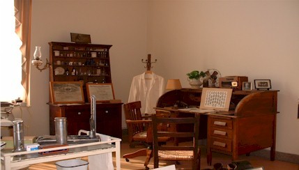 The Museum at Mountain Home offers exhibits related to the history of the hospital and general medical history.