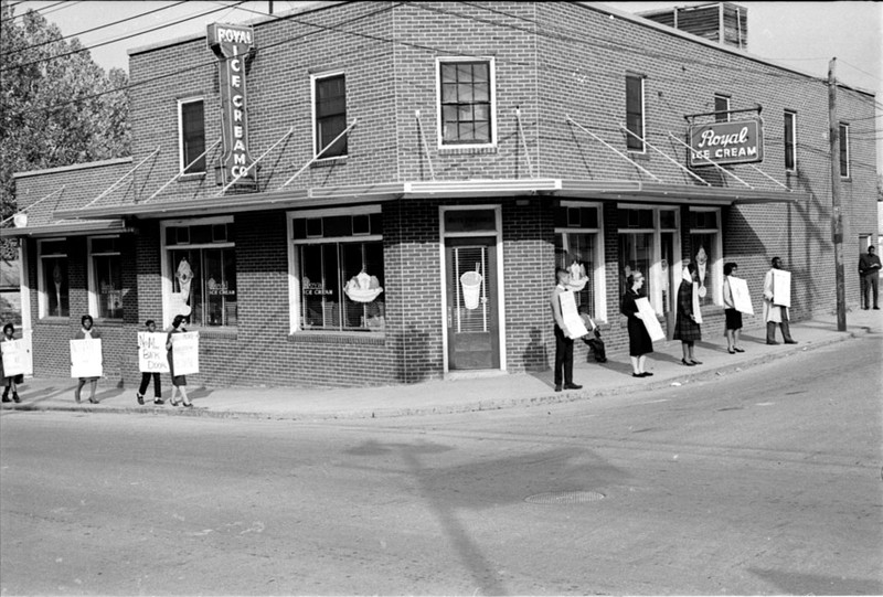 Royal Ice Cream Parlor