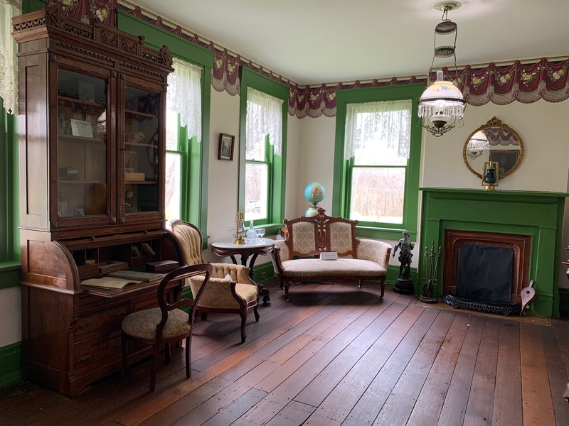 Picture frame, Window, Green, Building