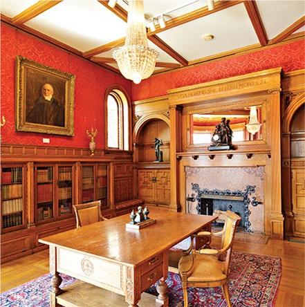 An interior room of the Cupples House
