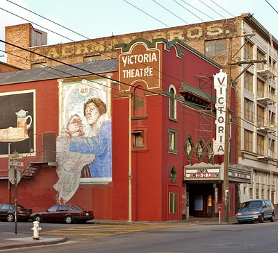 A street view photograph of the Victoria Theatre after being refurbished. From 2003.