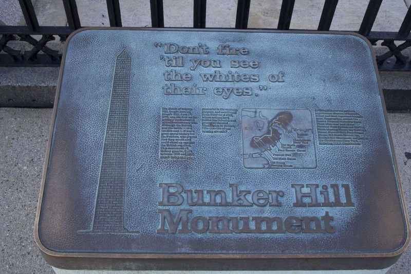 Marker at monument detailing some details of the battle of Bunker Hill.