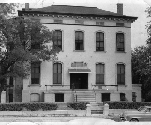 The Lemp Mansion was built in the 1860s and is alleged to be one of the most haunted buildings in the city.

Photo: Lemp Mansion Restaurant & Inn