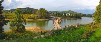 The park centers around Stonewall Jackson Lake which was created for flood control and also serves as the center of outdoor recreation