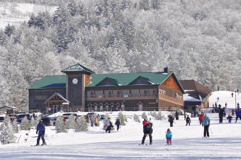 Canaan Valley is a popular ski area, owing to its status as the highest mountain valley east of the Rockies.