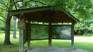 This shelter displays information about the battle